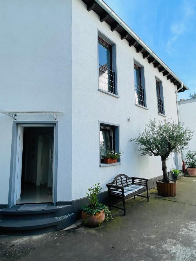 Ferienwohnung Im Zentrum Von Winningen Exterior foto