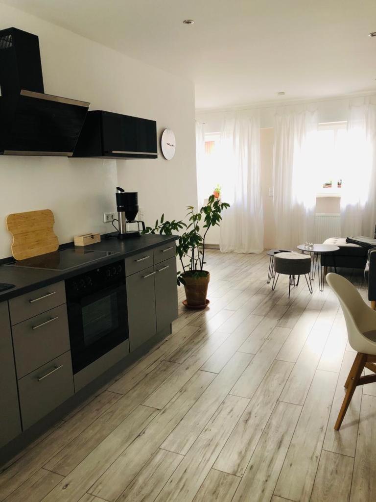 Ferienwohnung Im Zentrum Von Winningen Exterior foto